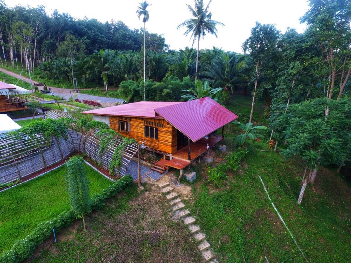 Bansuanphutarn Hotel Ban Pha Saeng Lang Buitenkant foto