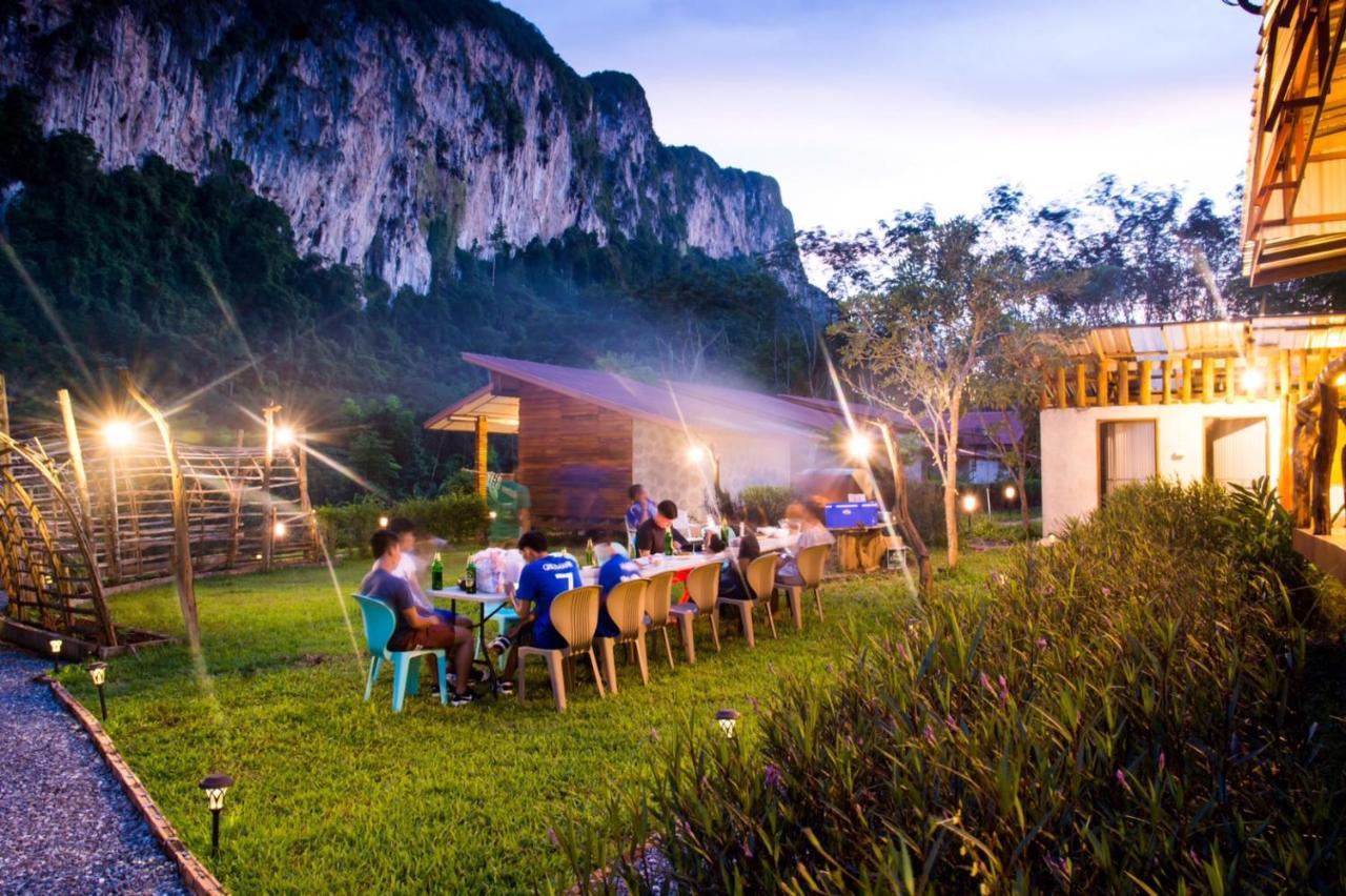 Bansuanphutarn Hotel Ban Pha Saeng Lang Buitenkant foto