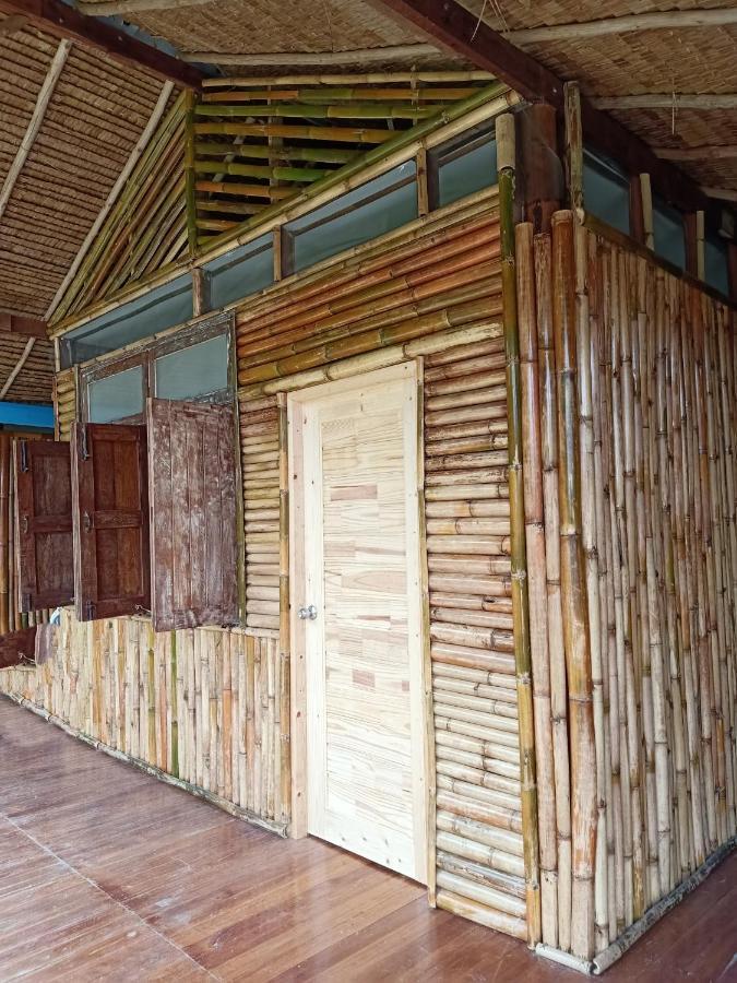 Bansuanphutarn Hotel Ban Pha Saeng Lang Buitenkant foto