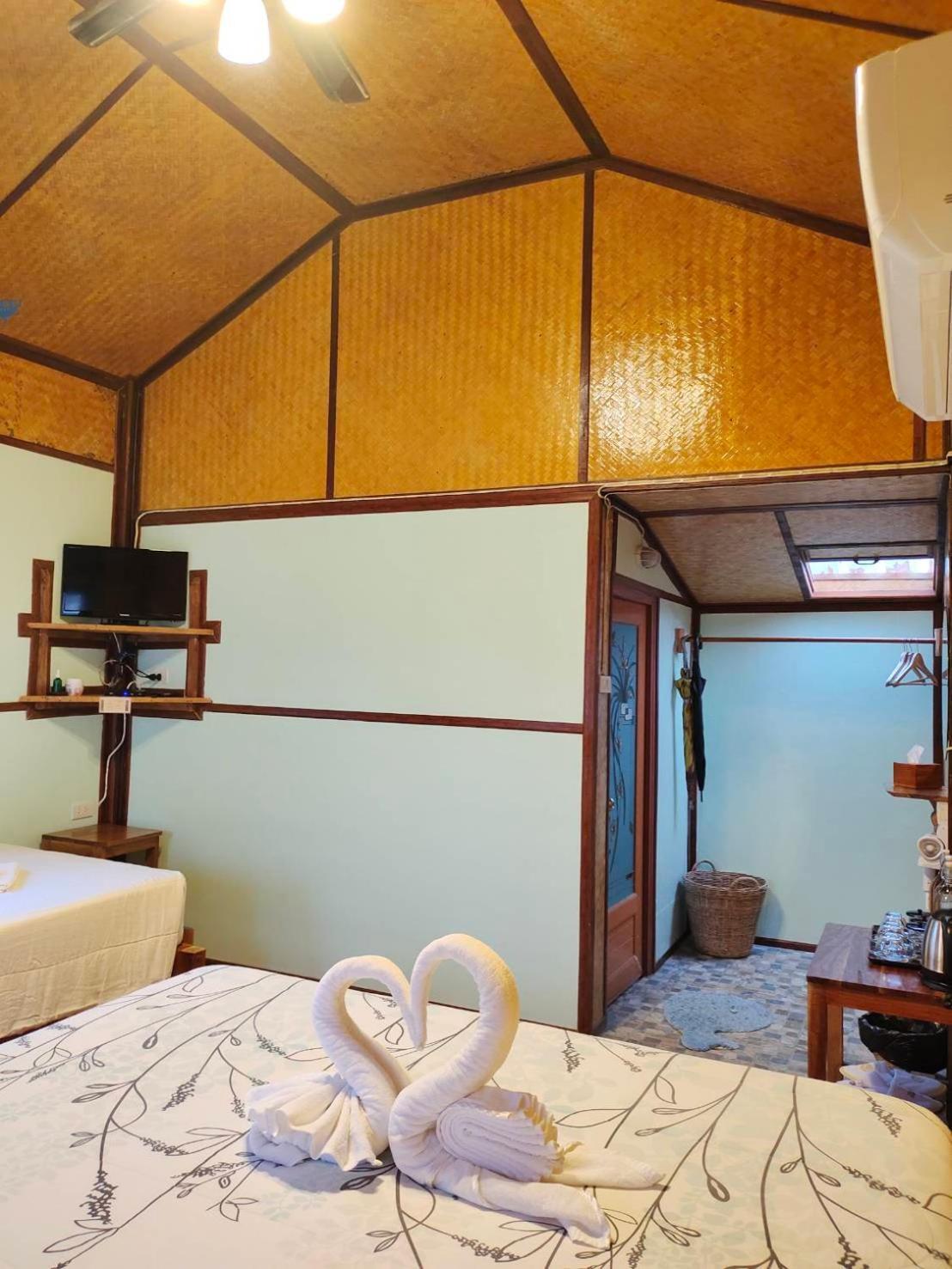 Bansuanphutarn Hotel Ban Pha Saeng Lang Buitenkant foto