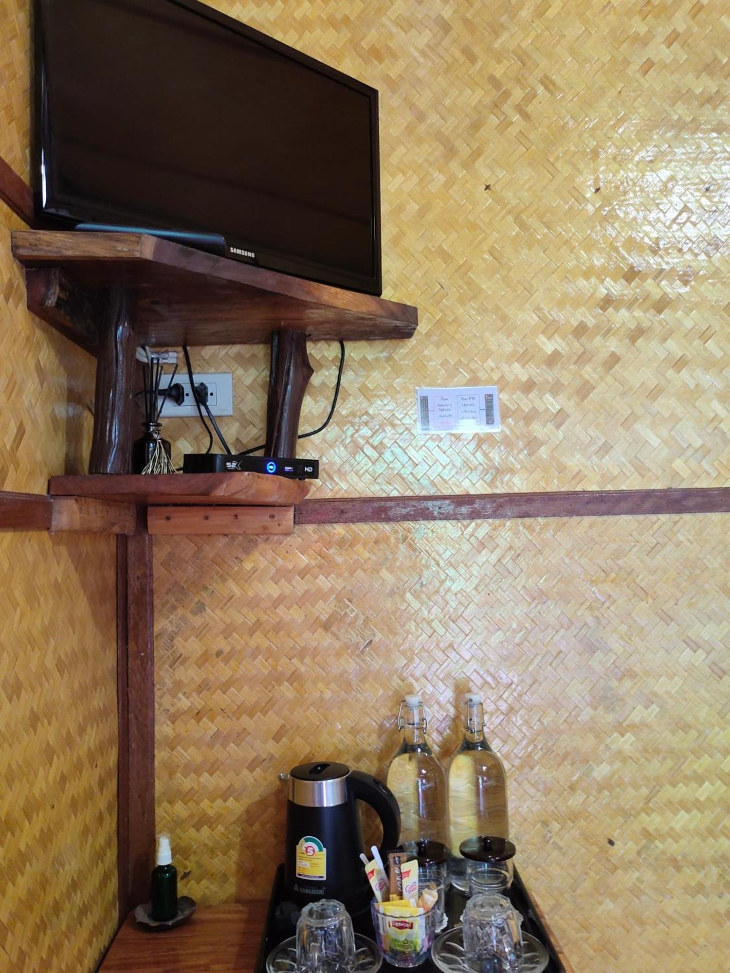 Bansuanphutarn Hotel Ban Pha Saeng Lang Buitenkant foto