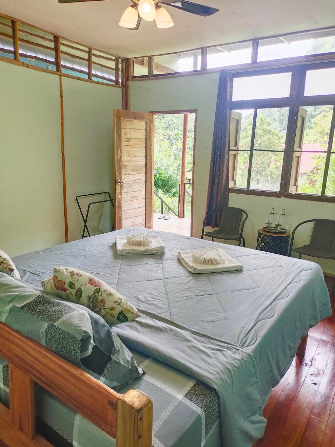 Bansuanphutarn Hotel Ban Pha Saeng Lang Buitenkant foto